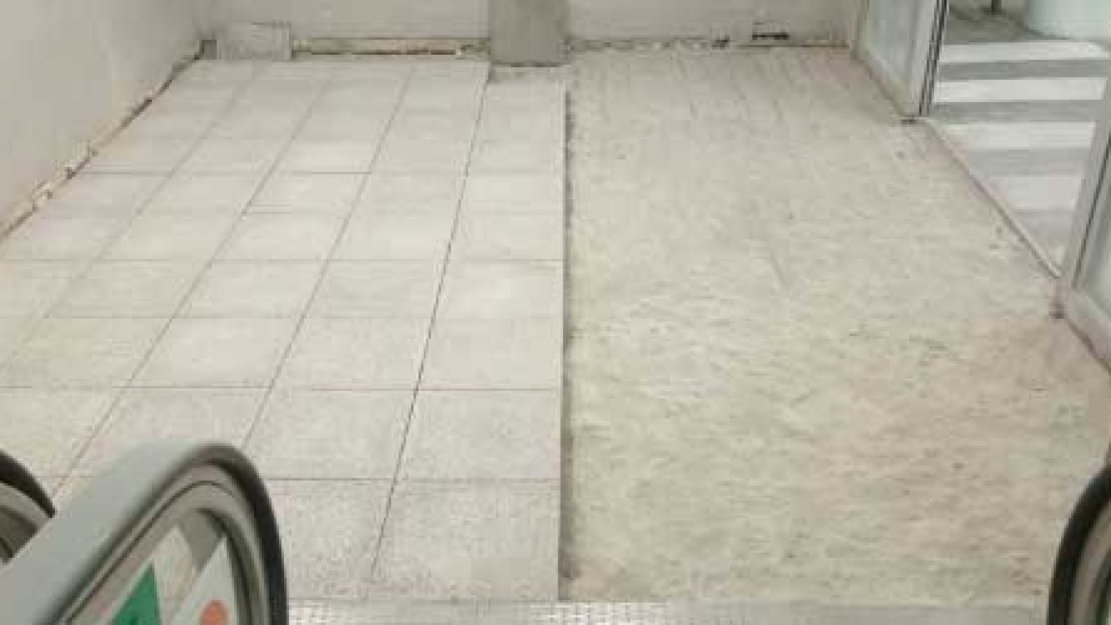 Colocación de baldosas en shopping